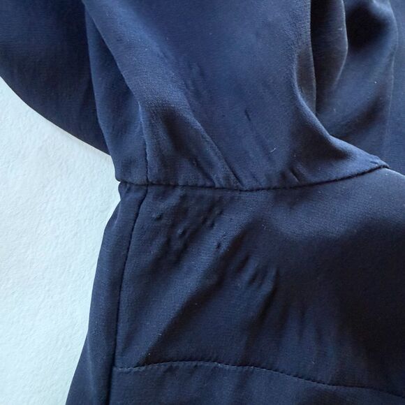 Lafayette 148 100% Silk Collarless Hidden Button Blouse in Royal Navy Size M - Picture 5 of 12